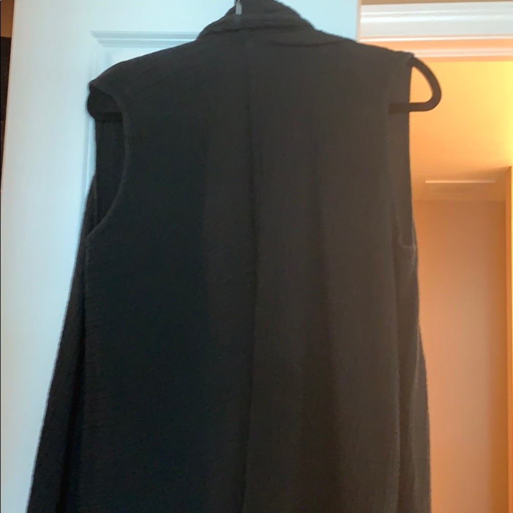 Vest - Picture 2 of 2
